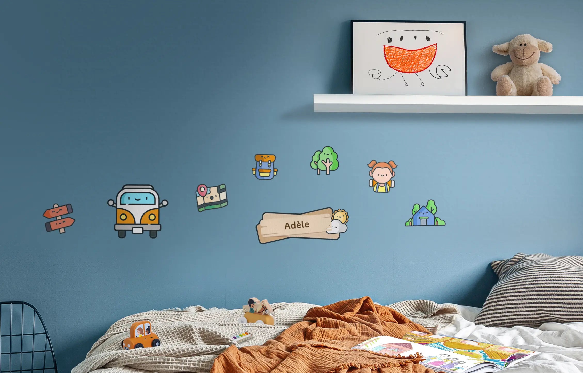 Stickers enfant décoratifs personnalisés avec prénom pour porte ou murs thème vanlife et camping