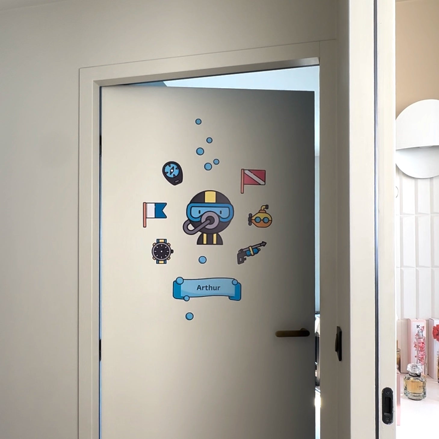 Stickers enfant décoratifs personnalisés avec prénom pour porte ou murs thème  plongée sous marine