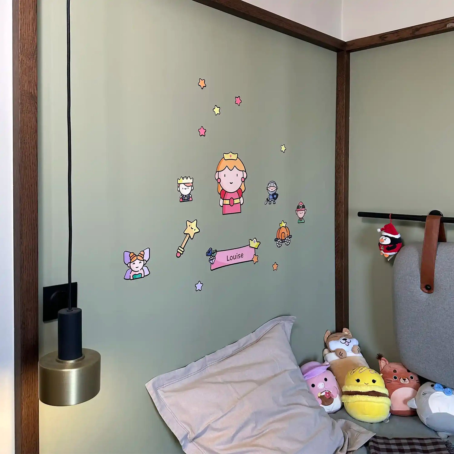 Stickers enfant décoratifs personnalisés avec prénom pour porte ou murs thème  princesse et contes de fées